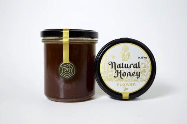 🍯 عسل نقي طبيعي فاخر – 100% خام، غني بالفركتوز لمذاق حلو وامتصاص سريع، خالٍ تمامًا من السكروز، معزز للطاقة للرياضيين ونمط الحياة الصحي، متعدد الاستخدامات (16 أونصة)